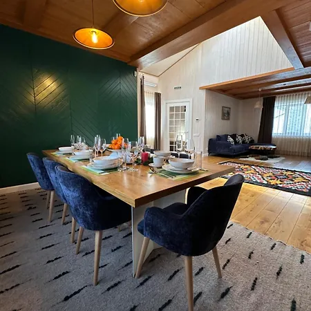 Apartment семибарвиця Mykulychyn