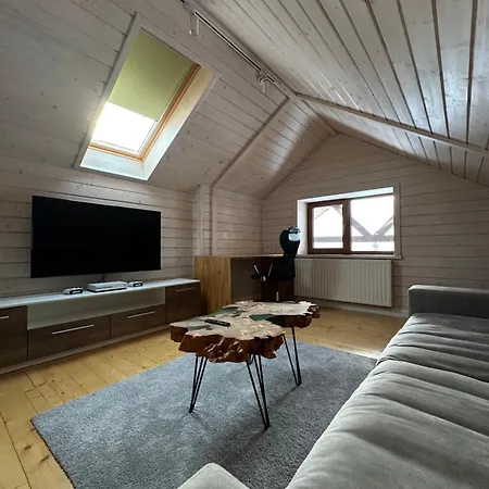 семибарвиця Apartment *