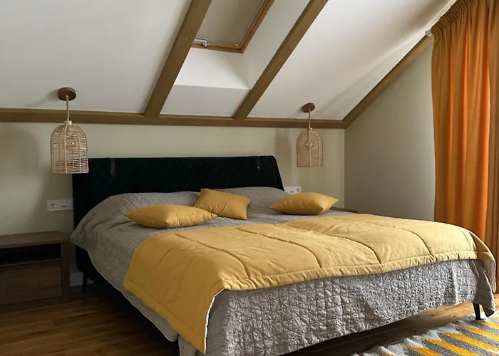 Apartment семибарвиця
