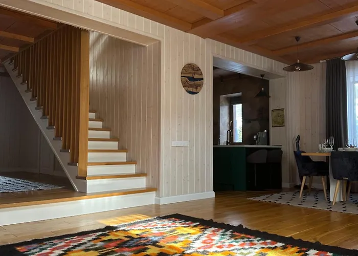 семибарвиця アパート